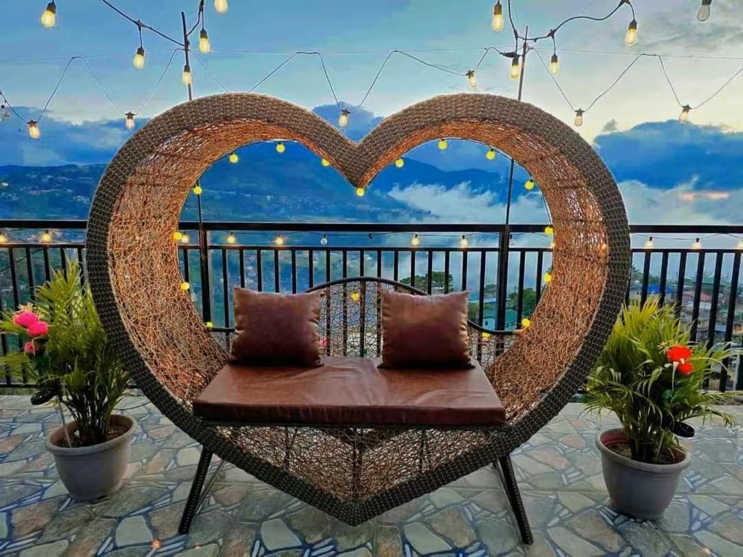Mountain And Sunsetview Baguio Residences Baguio City Esterno foto
